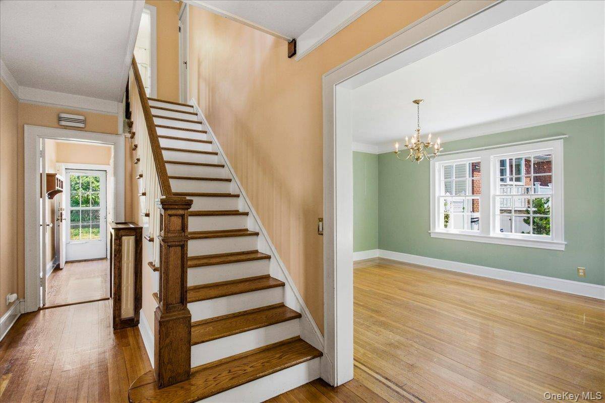 Casa com 4 Quartos à Venda em Yonkers - Nova Iorque - EUA - 8