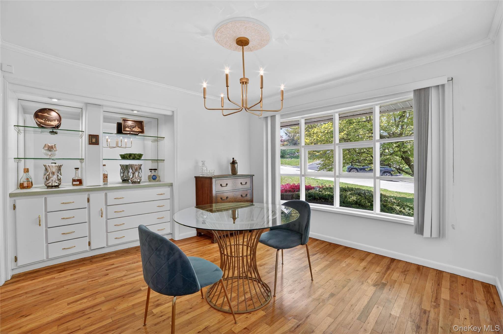 4 Bedroom Home for Sale in Yonkers - New York - USA - 7