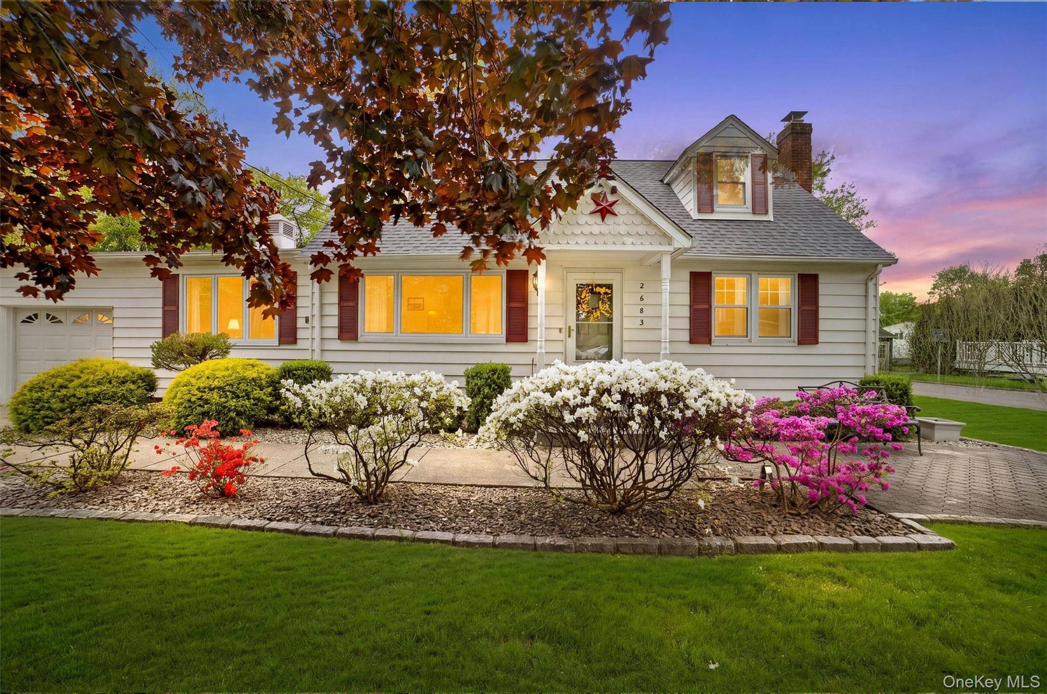 Casa com 4 Quartos à Venda em Yorktown Heights - Nova Iorque - EUA - 1