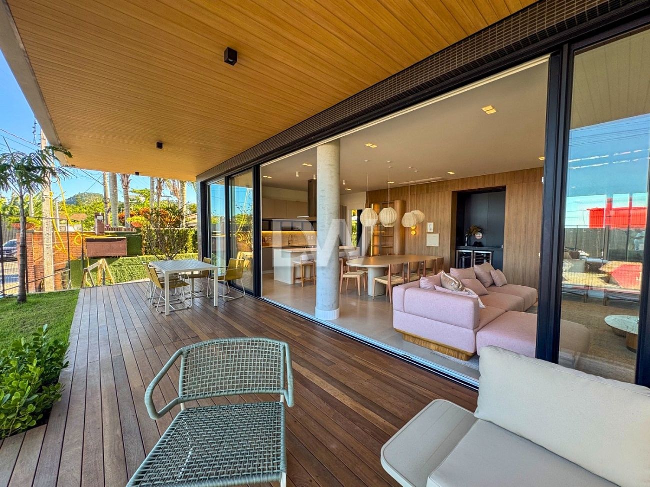 Casa de 4 Suites en Venta en Balneário Camboriú - Santa Catarina - Brasil - 7