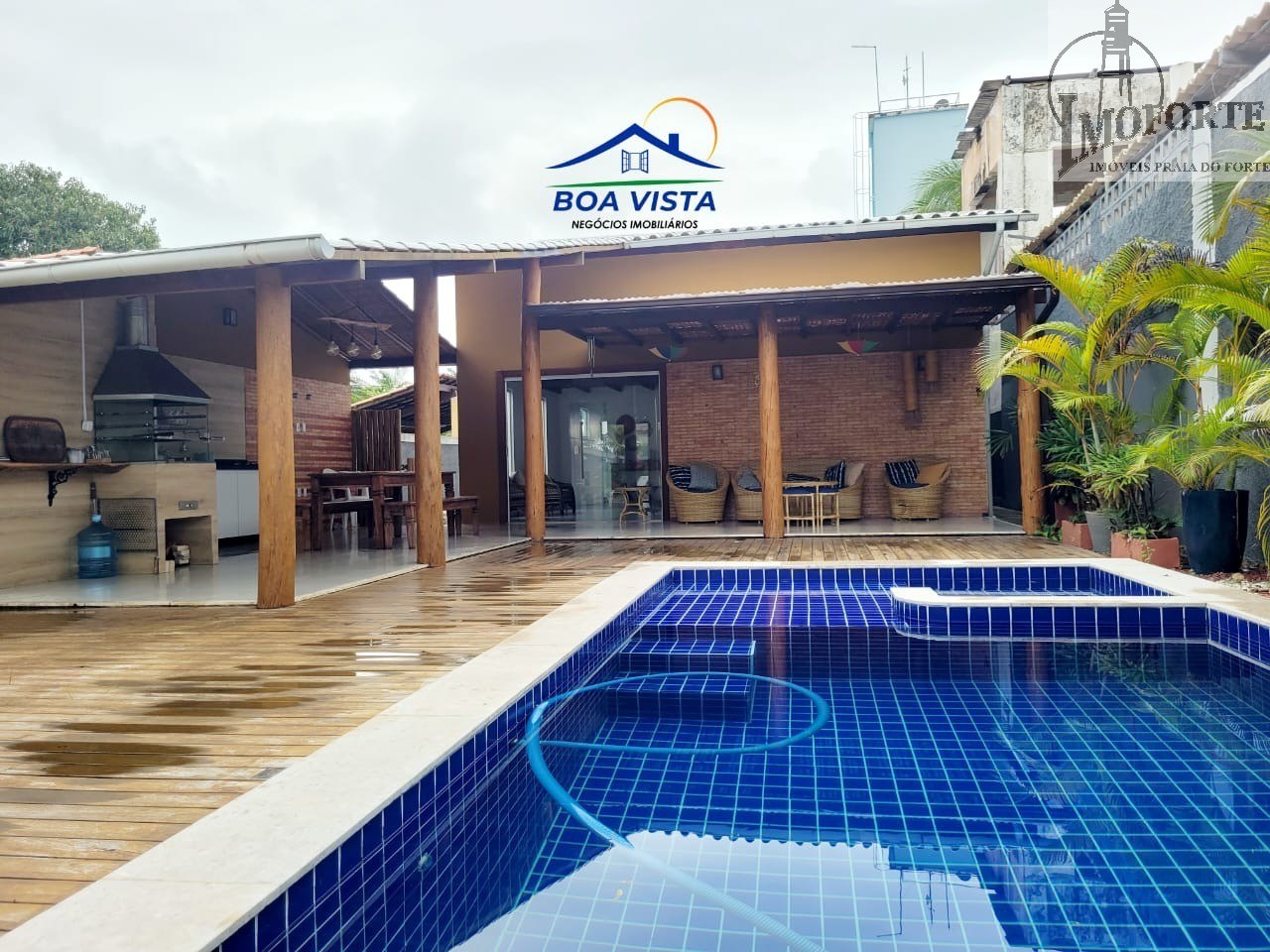 Casa com 4 Suítes à Venda em Itacimirim – Camaçari – BA - 1