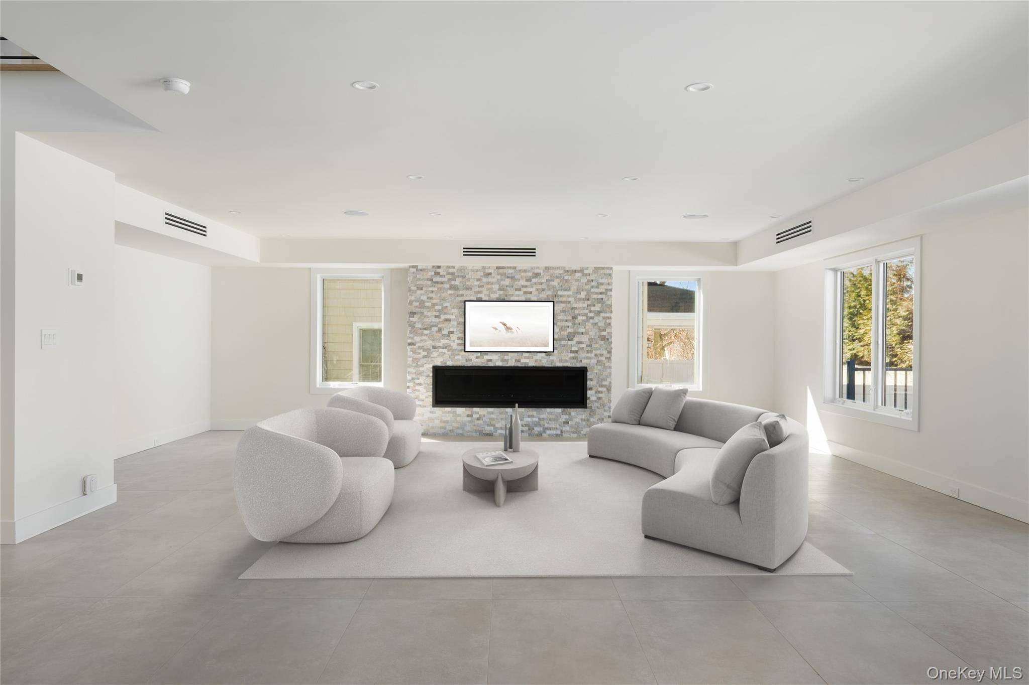 5 Bedroom Oceanfront Home for Sale in Atlantic Beach - New York - USA - 6