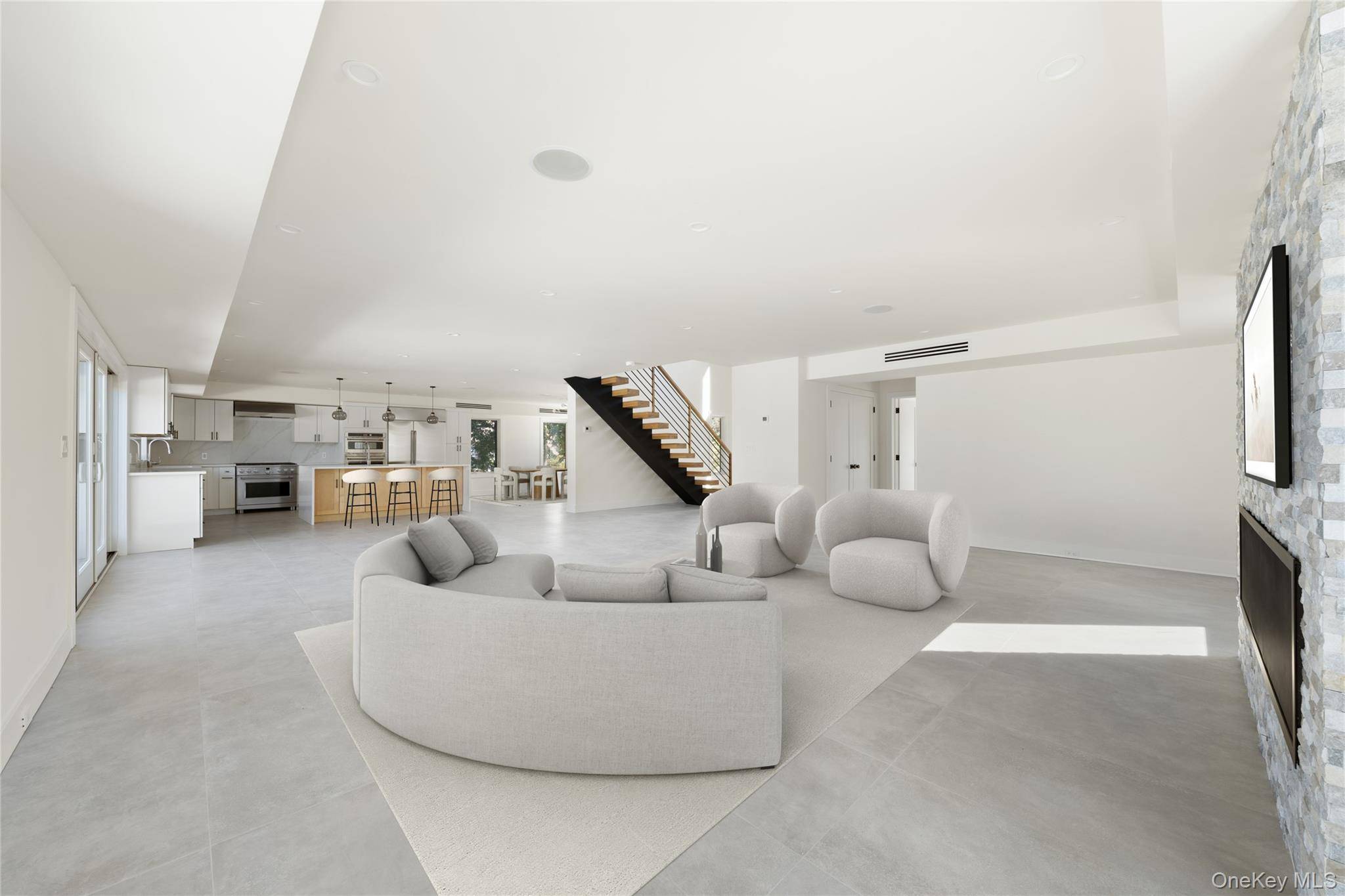 5 Bedroom Oceanfront Home for Sale in Atlantic Beach - New York - USA - 7