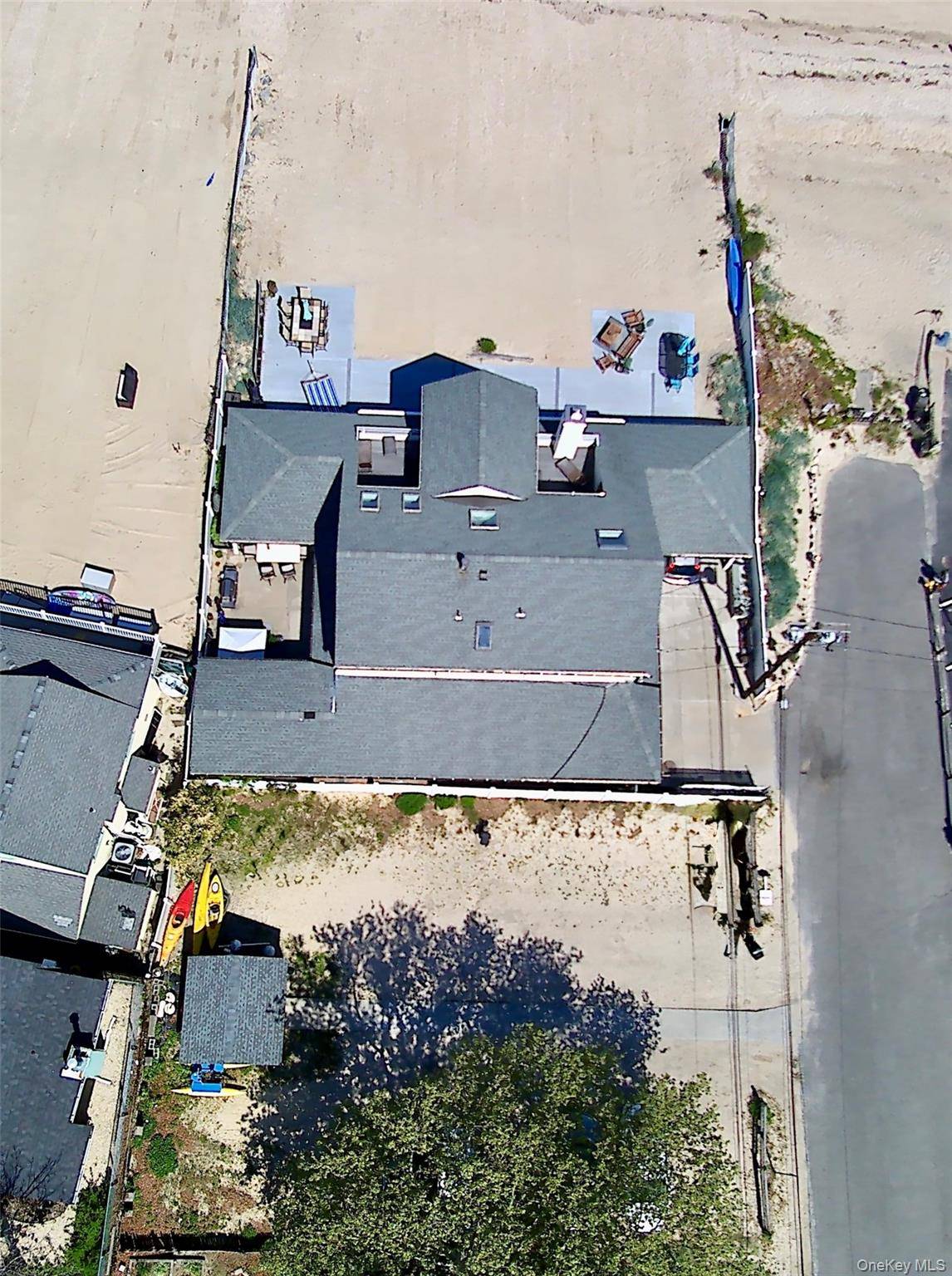 Casa com 5 Quartos à Beira-Mar à Venda em Bayville - Nova Iorque - EUA - 3