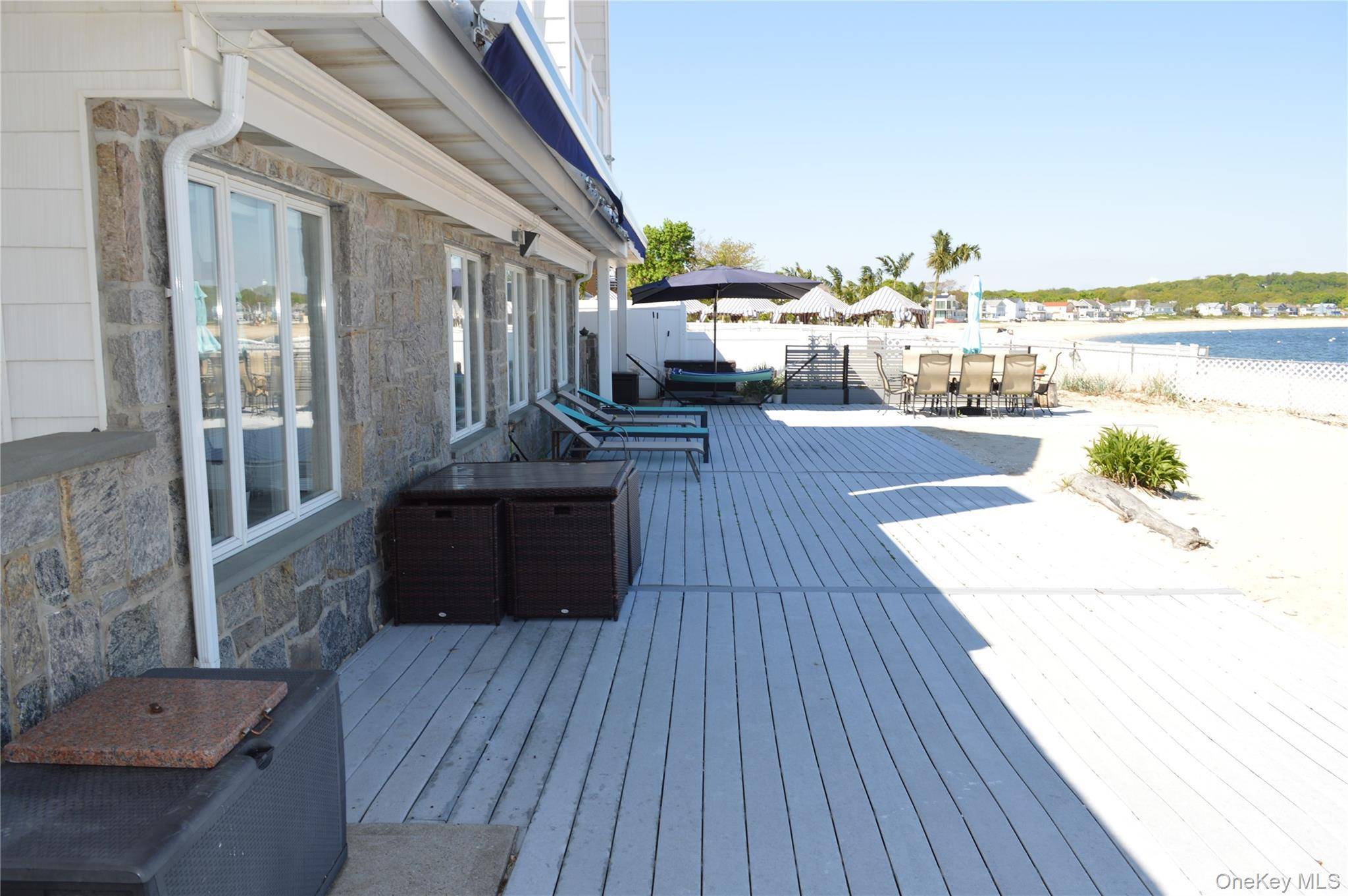 Casa com 5 Quartos à Beira-Mar à Venda em Bayville - Nova Iorque - EUA - 7