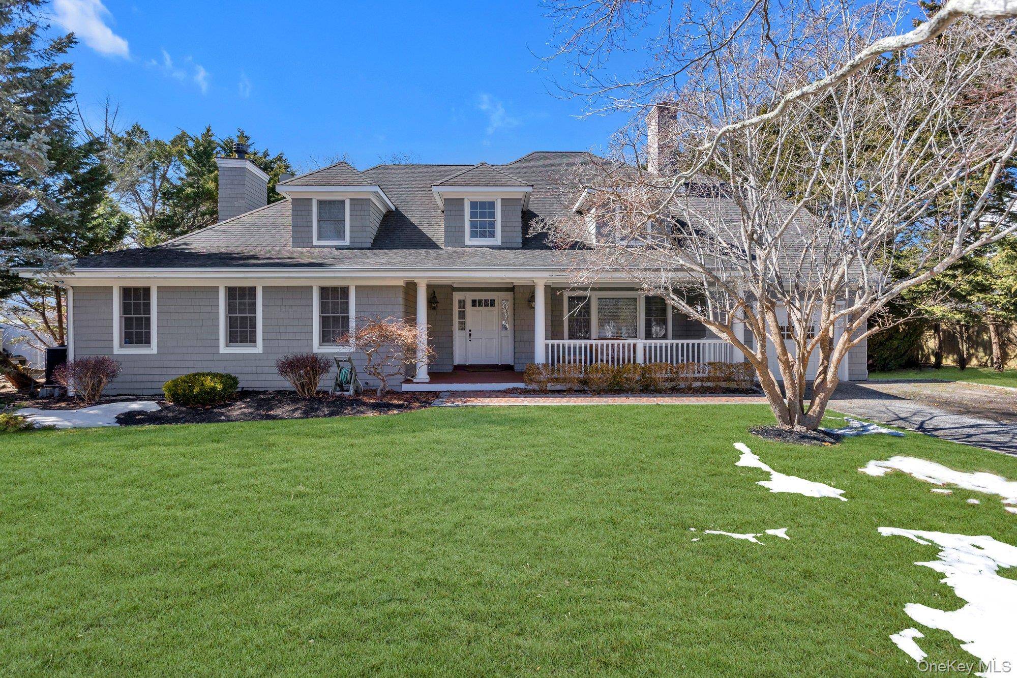 Casa de 5 Dormitorios Frente al Mar en Venta en East Quogue - Nueva York - EE. UU. - 1