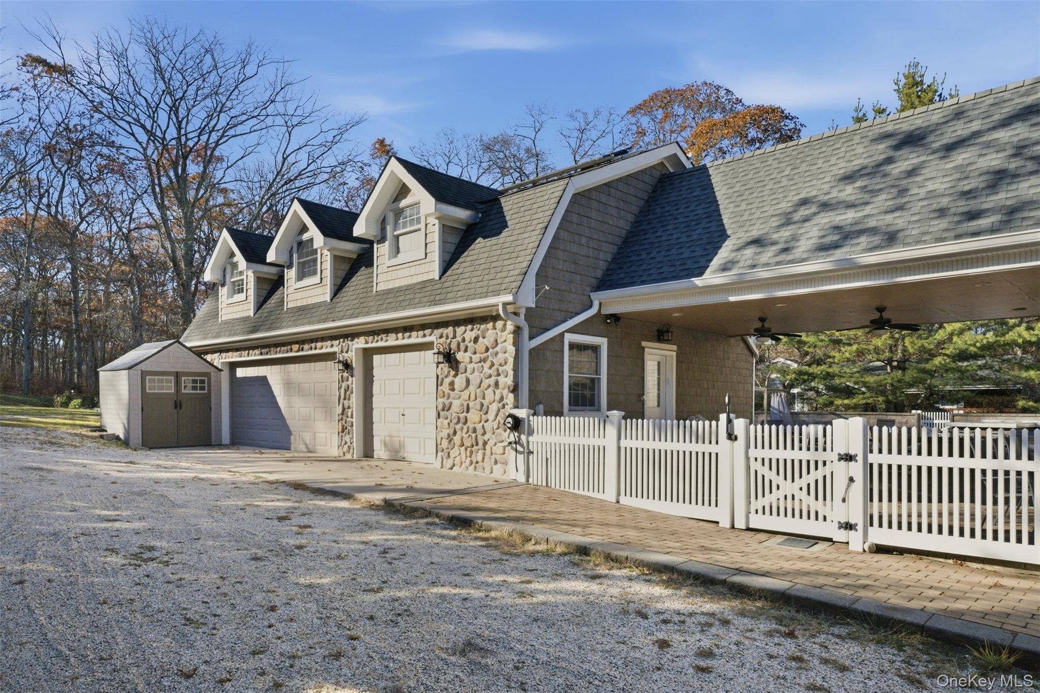 Casa com 5 Quartos à Beira-Mar à Venda em Hampton Bays - Nova Iorque - EUA - 6