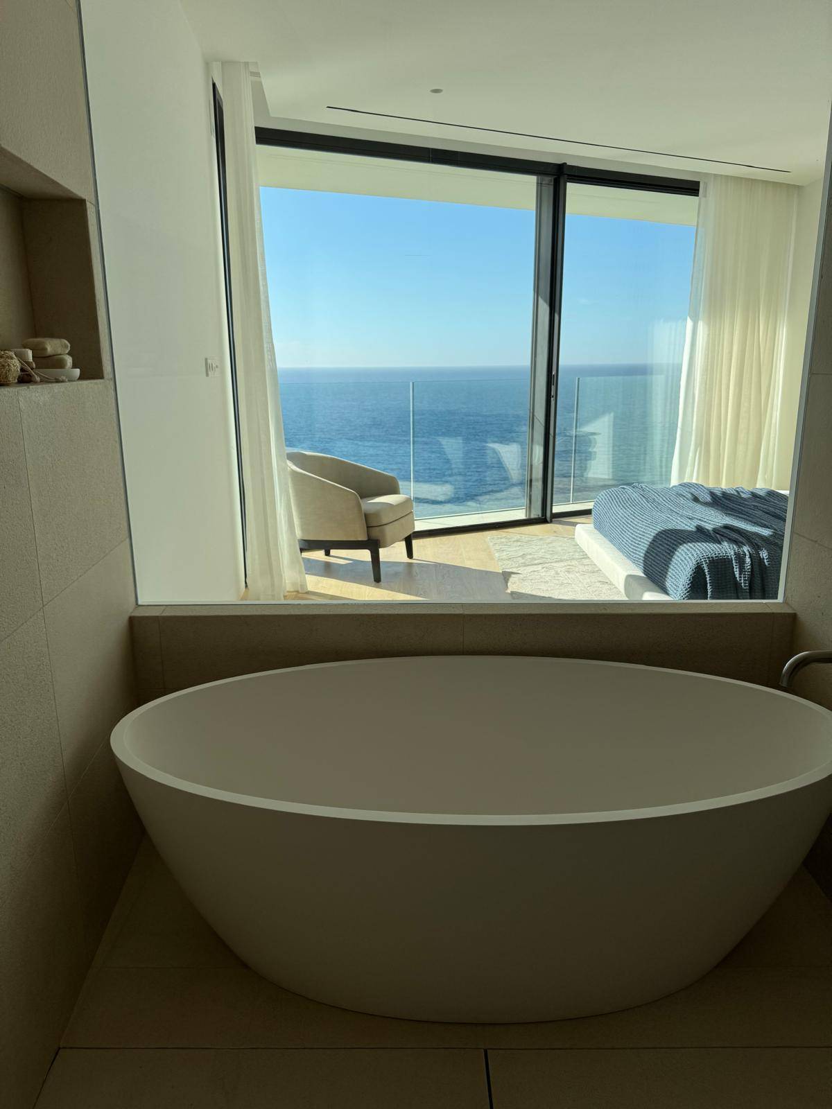 Casa con 5 Dormitorios Frente al Mar en Venta en Mallorca - España - 8