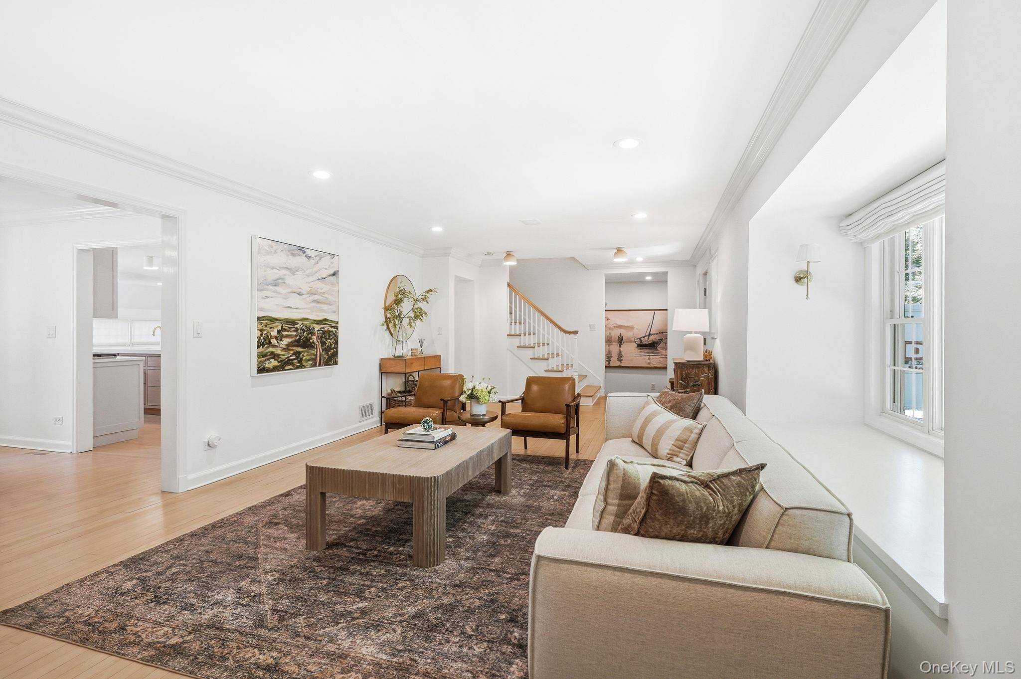 5 Bedroom Waterfront Home for Sale in RYE - New York - USA - 4