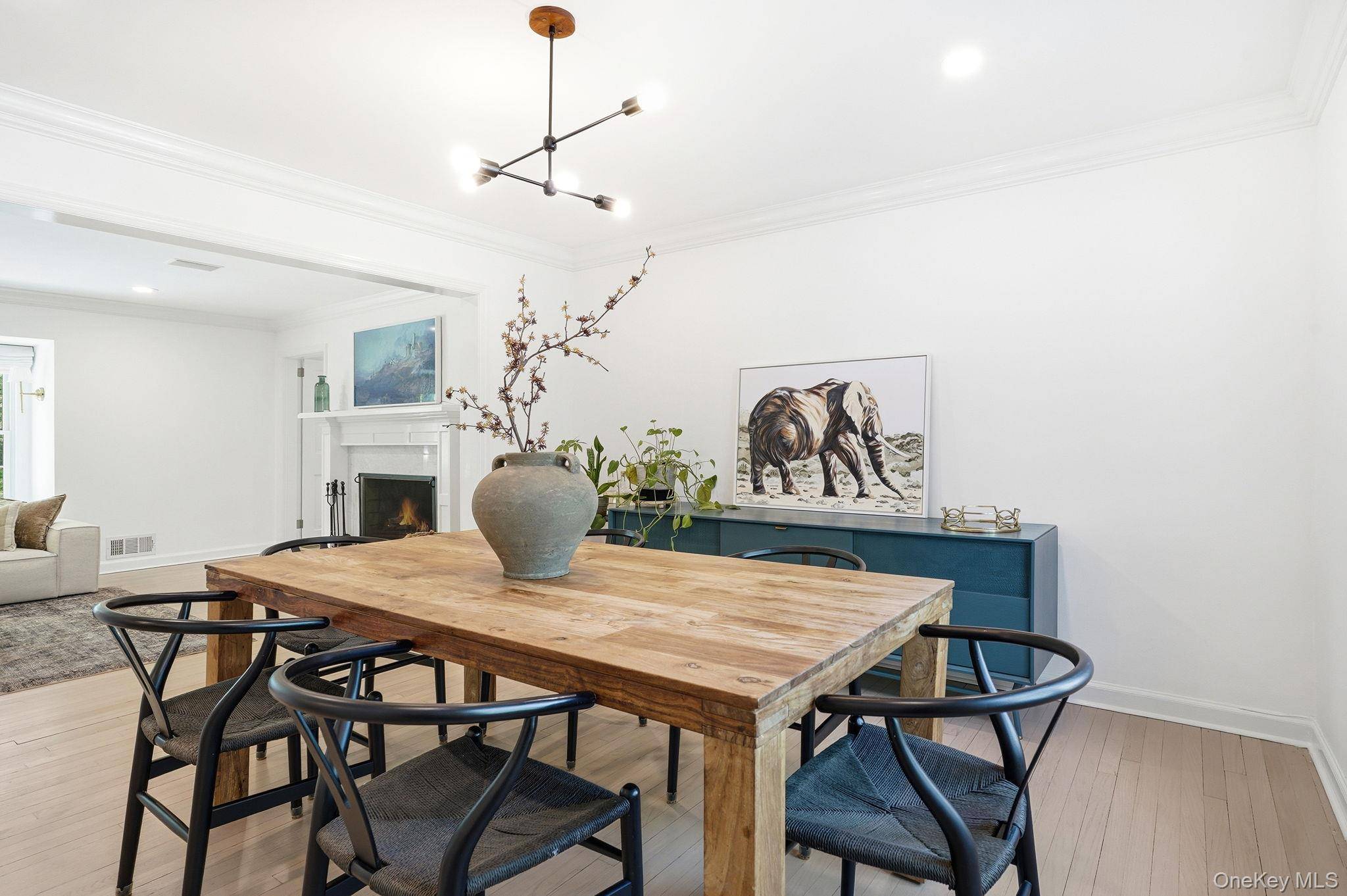 5 Bedroom Waterfront Home for Sale in RYE - New York - USA - 6