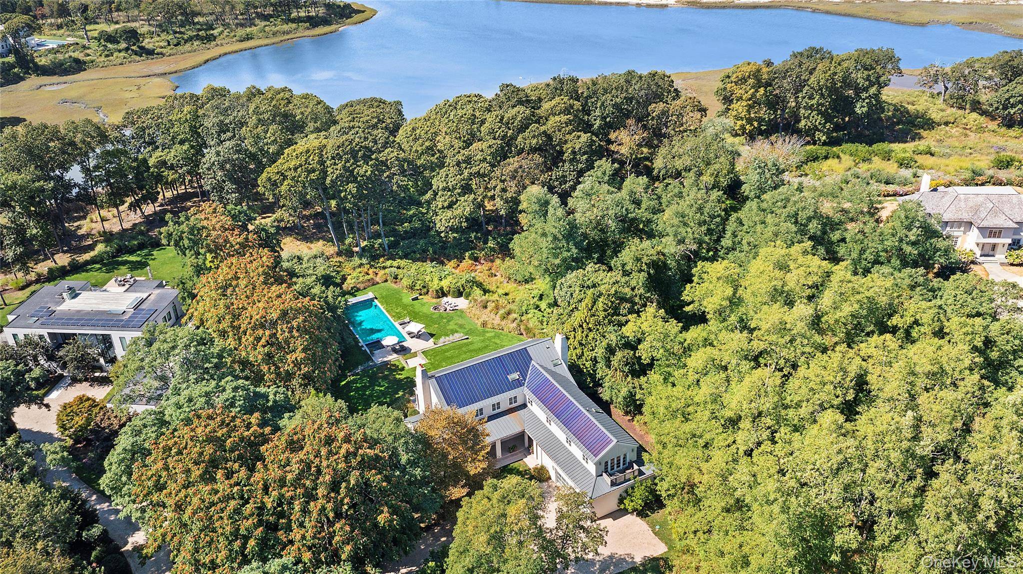 Maison de 5 Chambres à Vendre en Bord de Mer à Sag Harbor - NY - USA - 2