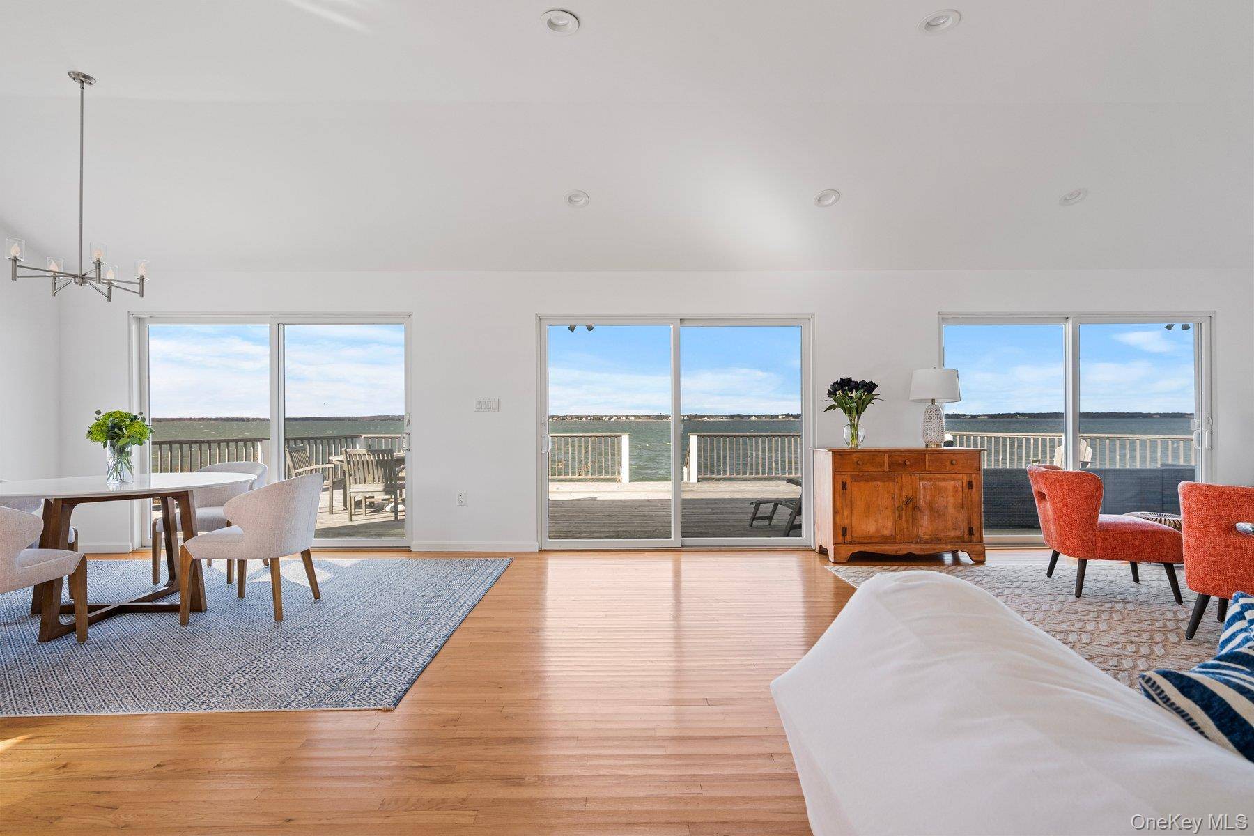 Casa com 5 Quartos à Beira-Mar à Venda em Westhampton Dunes - Nova Iorque - EUA - 7