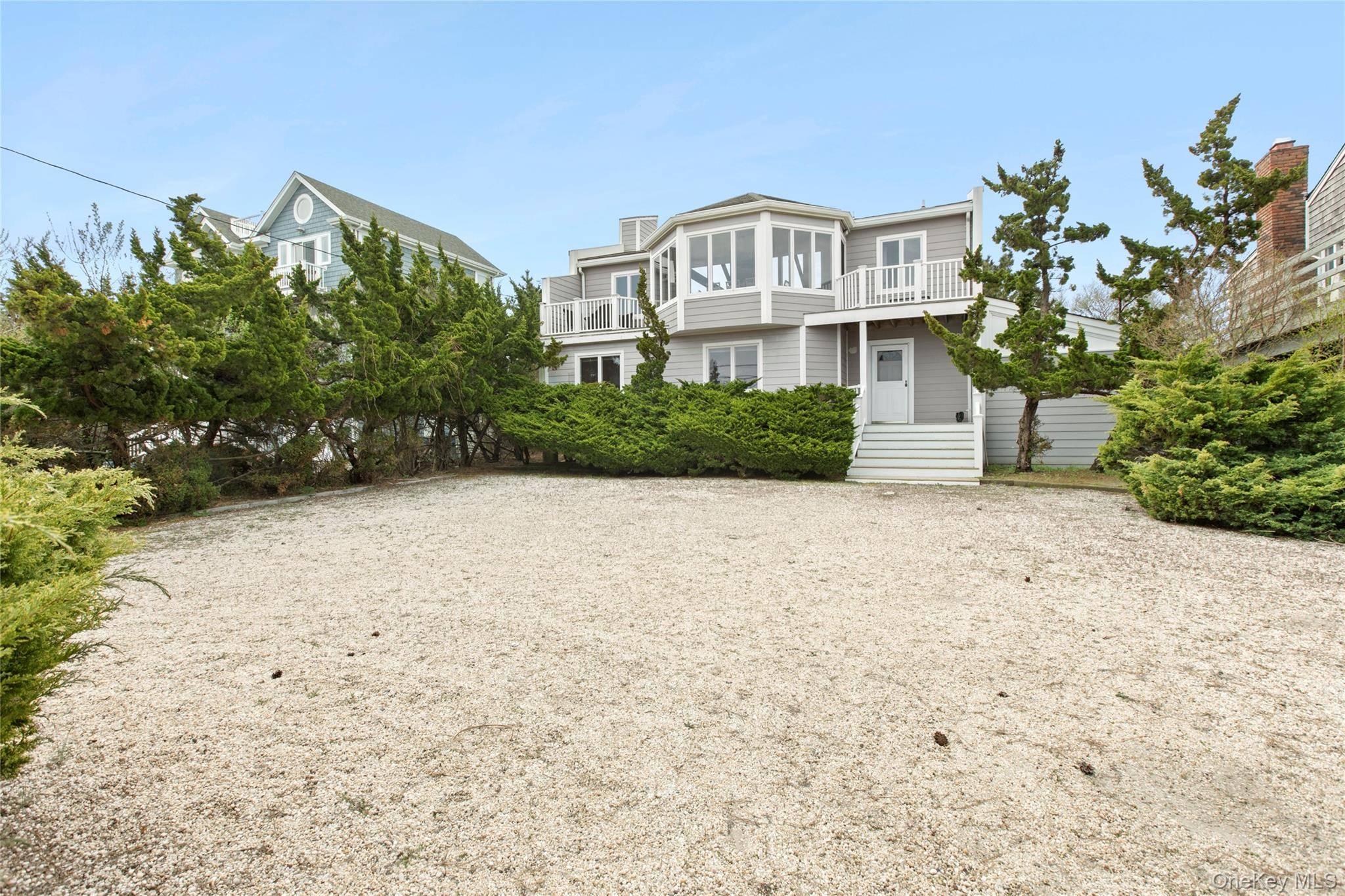 Casa de 5 Dormitorios Frente al Mar en Venta en Westhampton - Nueva York - EE. UU. - 2