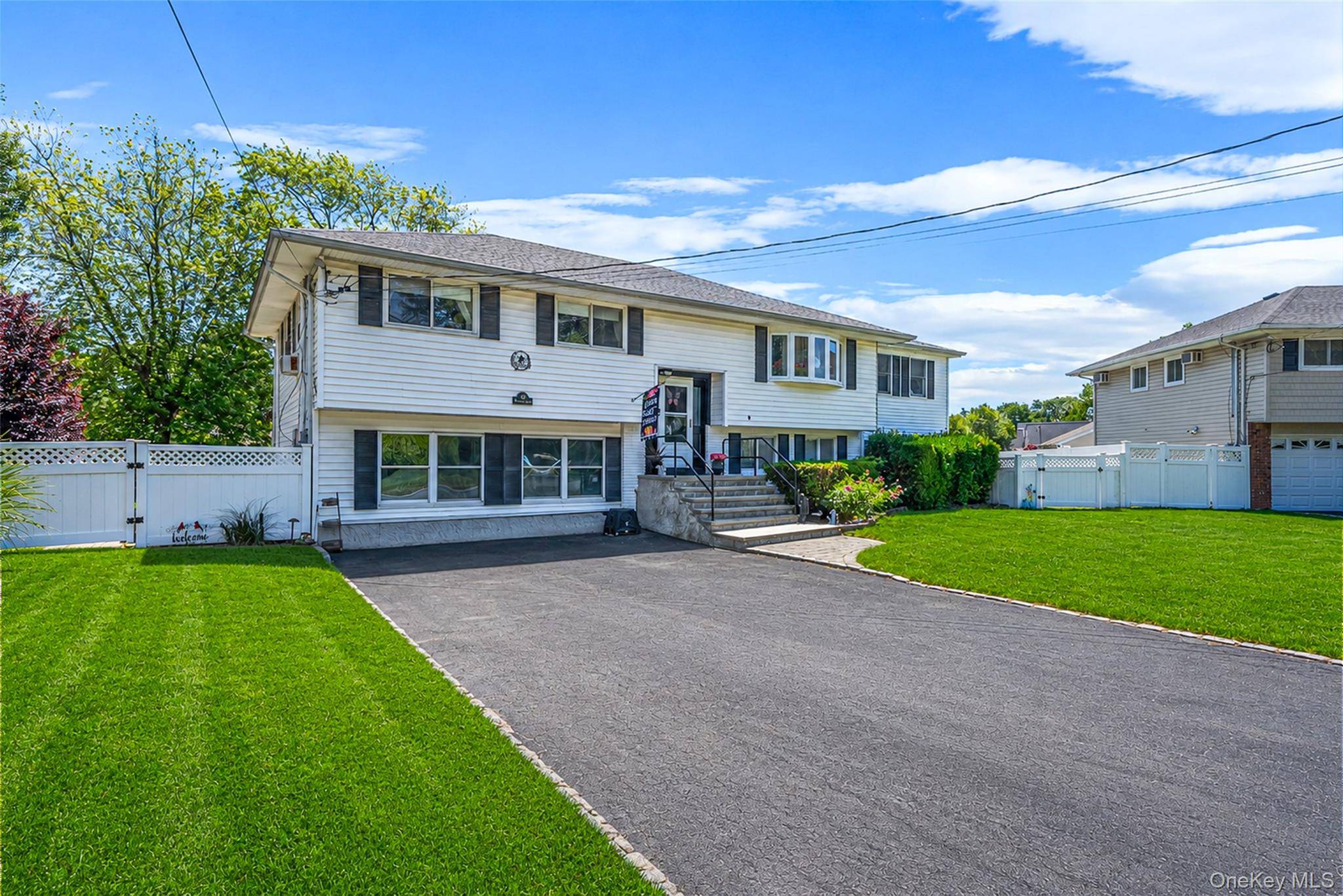 Casa com 5 Quartos à Venda em Amityville - Nova Iorque - EUA - 5