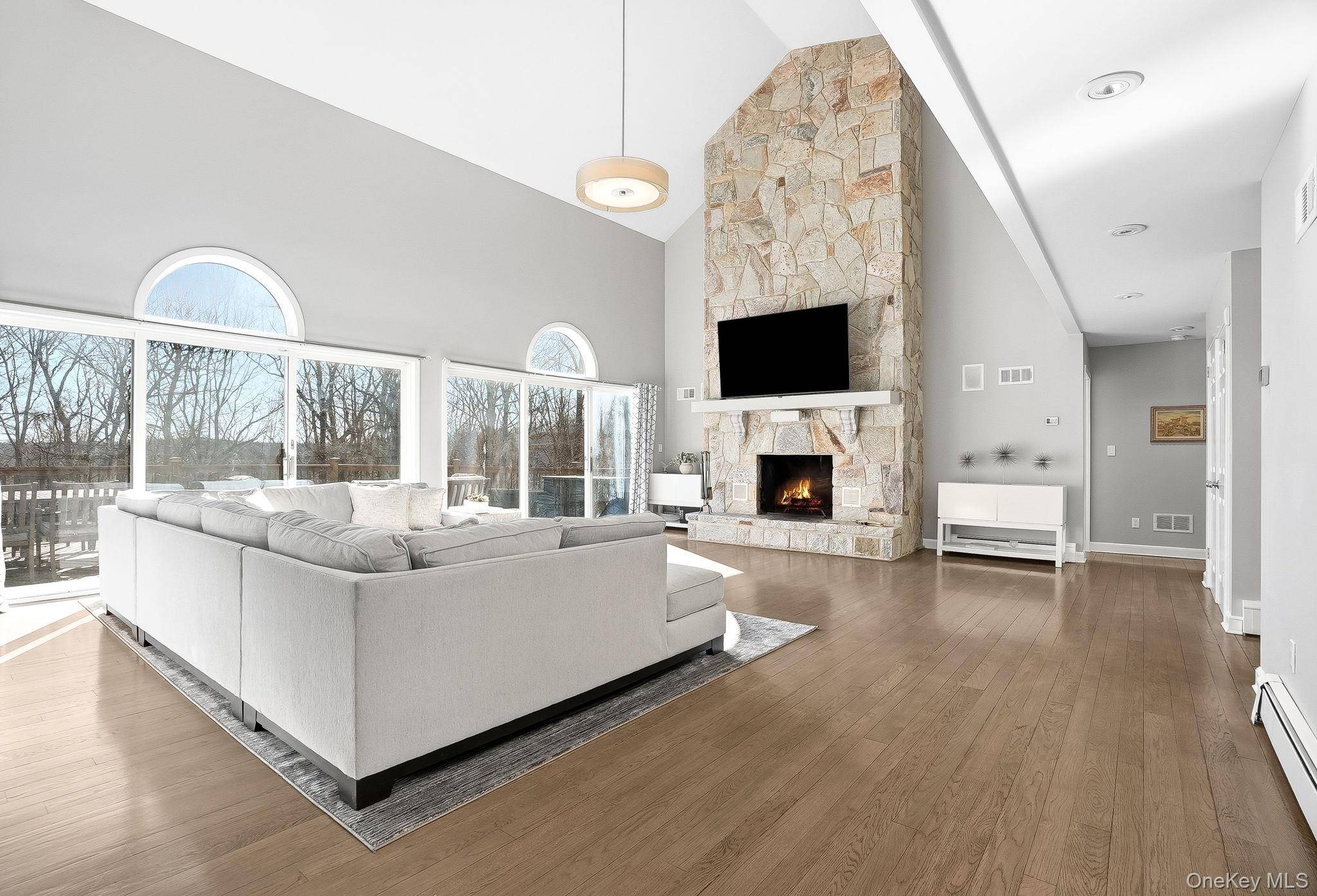 Casa com 5 Quartos à Venda em Armonk - Nova Iorque - EUA - 3