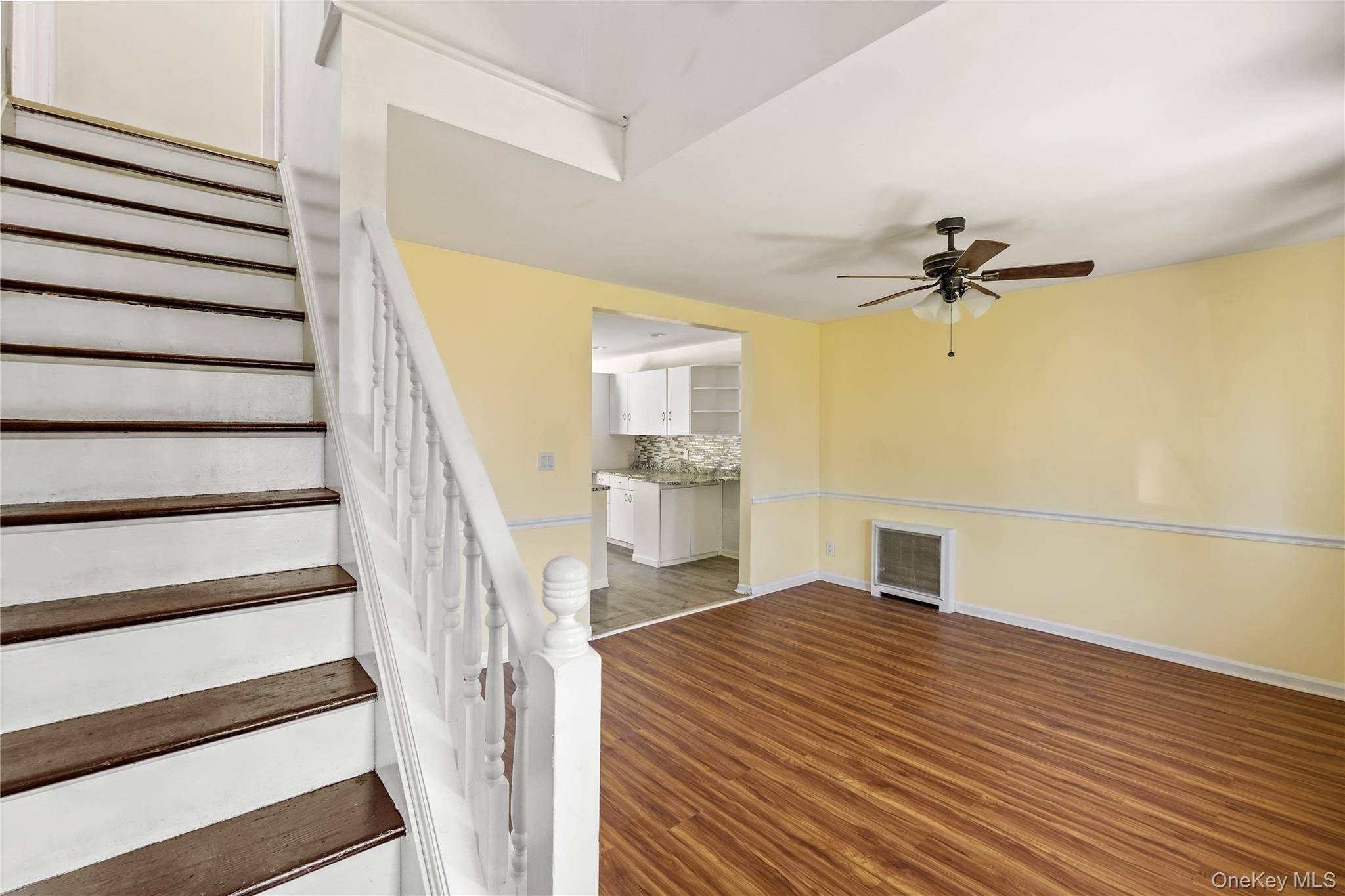 Casa de 5 Dormitorios en Venta en Babylon - Nueva York - EE. UU. - 8