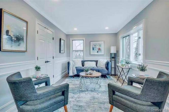 5 Bedroom Home for Sale in Bellmore - New York - USA - 3