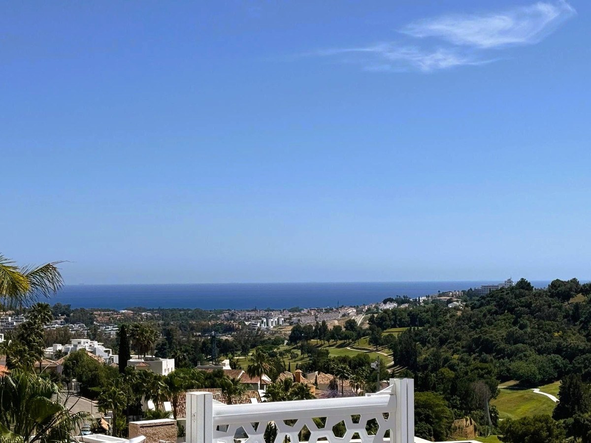 Casa com 5 Quartos à Venda em Benahavís - Costa del Sol - 2