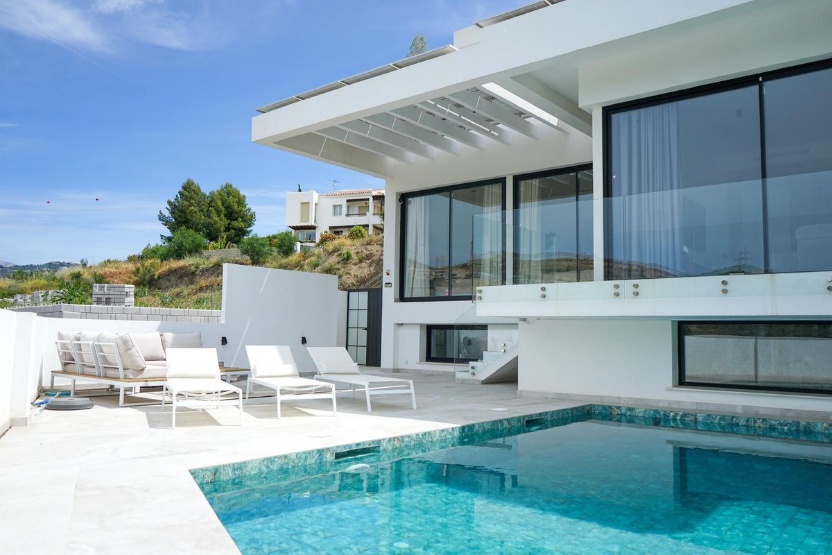 Casa com 5 Quartos à Venda em Benahavís - Costa del Sol - 1