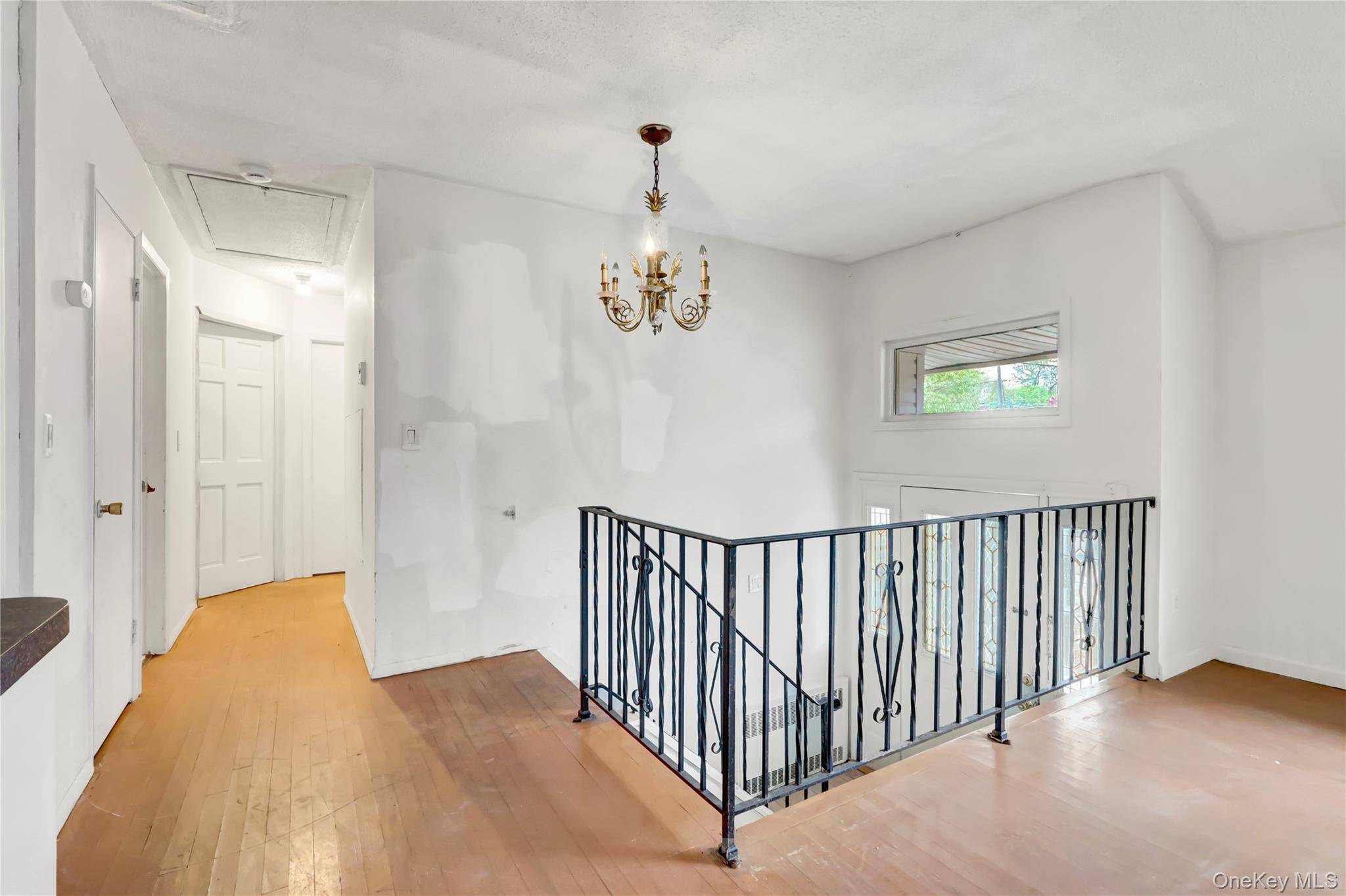 Casa de 5 Dormitorios en Venta en Brentwood - Nueva York - EE. UU. - 4