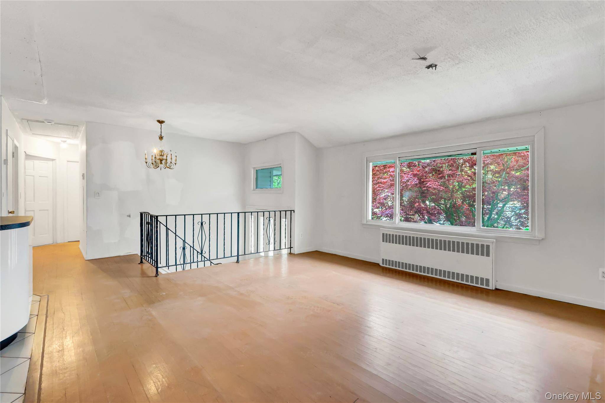 Casa de 5 Dormitorios en Venta en Brentwood - Nueva York - EE. UU. - 6