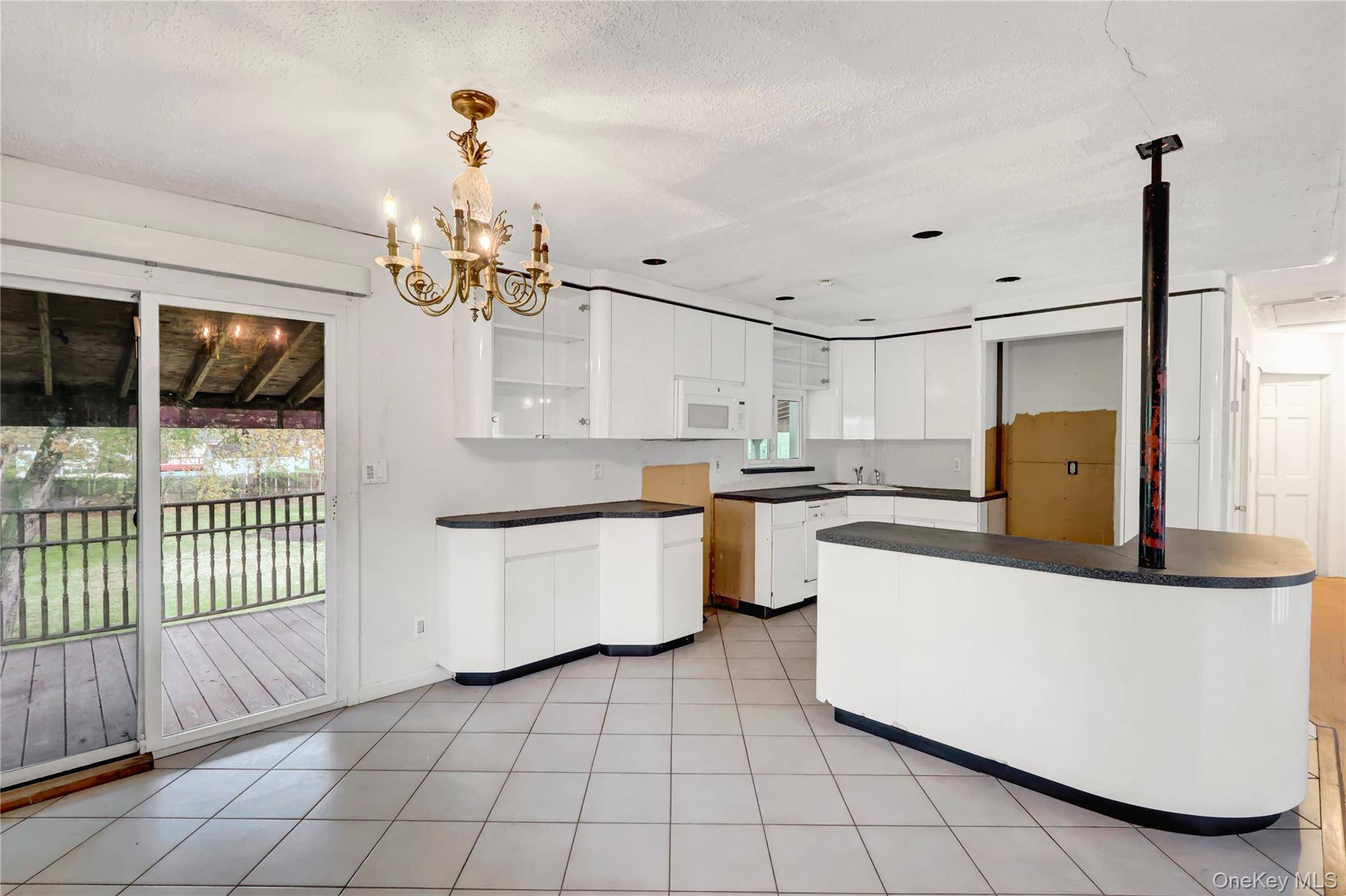 Casa de 5 Dormitorios en Venta en Brentwood - Nueva York - EE. UU. - 8