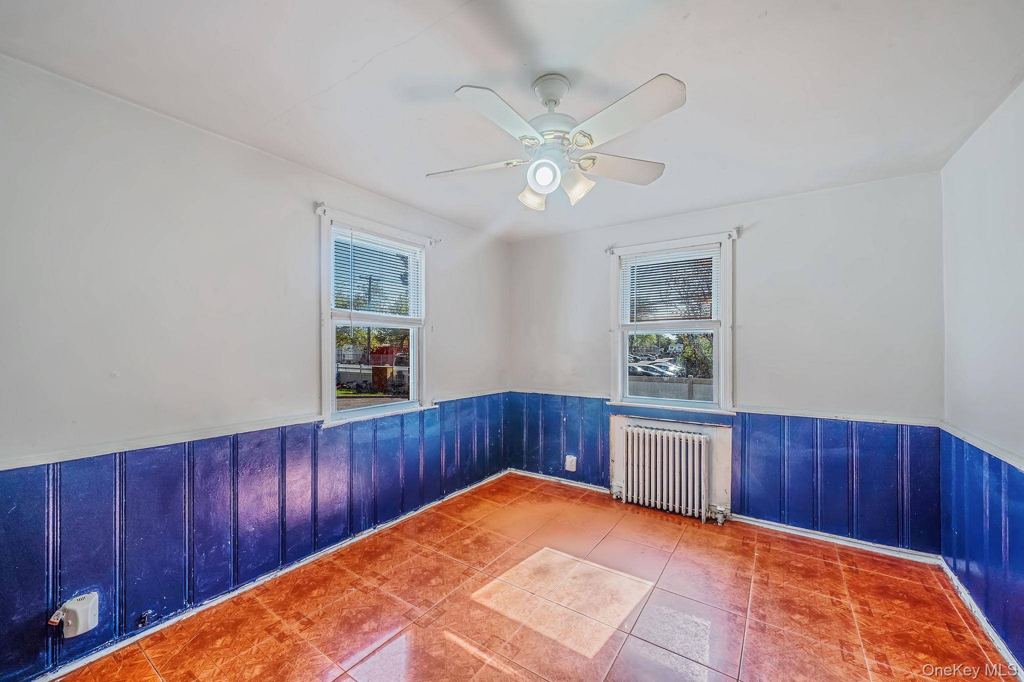 Casa com 5 Quartos à Venda em Brentwood - Nova Iorque - EUA - 8