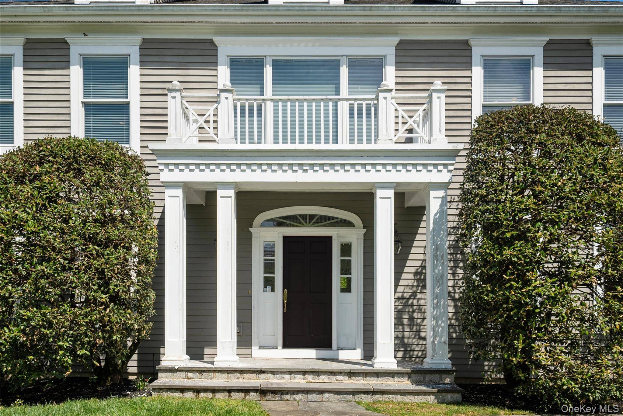 5 Bedroom Home for Sale in Briarcliff Manor - New York - USA - 3