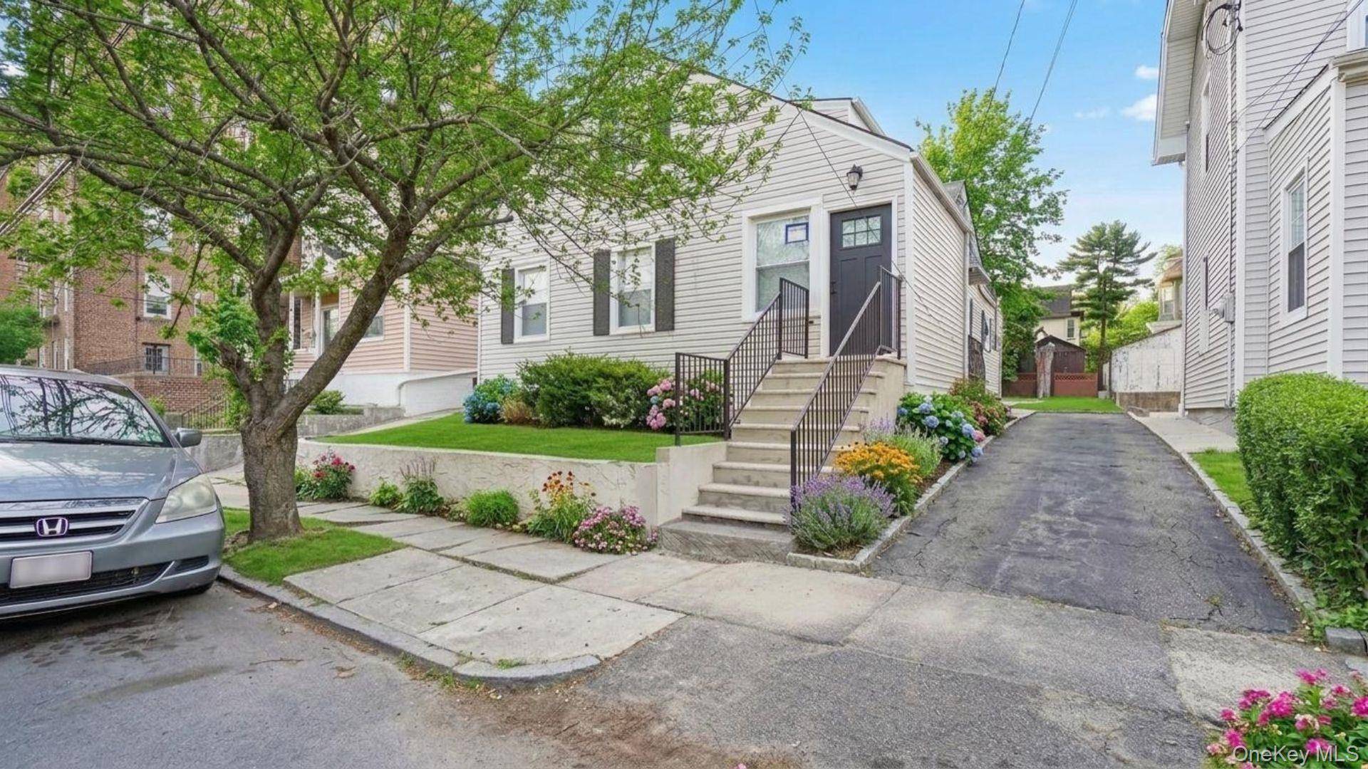 Casa com 5 Quartos à Venda em Bronx - Nova Iorque - EUA - 1