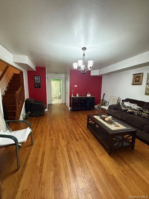 Casa com 5 Quartos à Venda em Bronx - Nova Iorque - EUA - 3