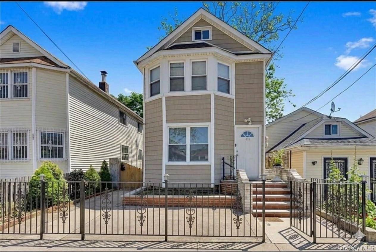 Casa com 5 Quartos à Venda em Bronx - Nova Iorque - EUA - 1