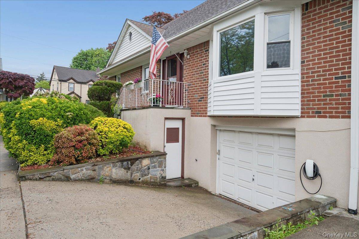 Casa de 5 Dormitorios en Venta en Bronxville - Nueva York - EE. UU. - 2