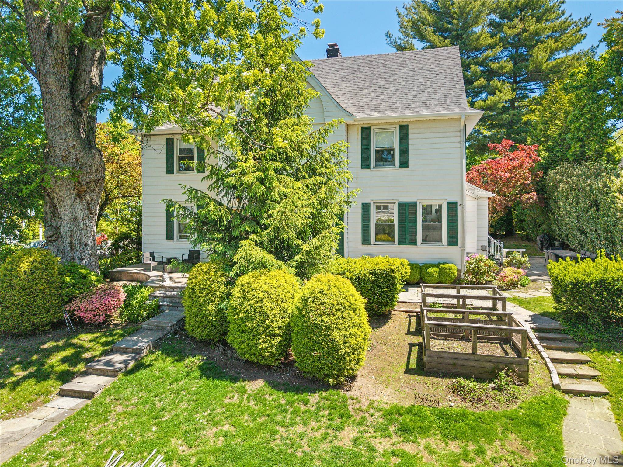 Casa com 5 Quartos à Venda em Bronxville - Nova Iorque - EUA - 1