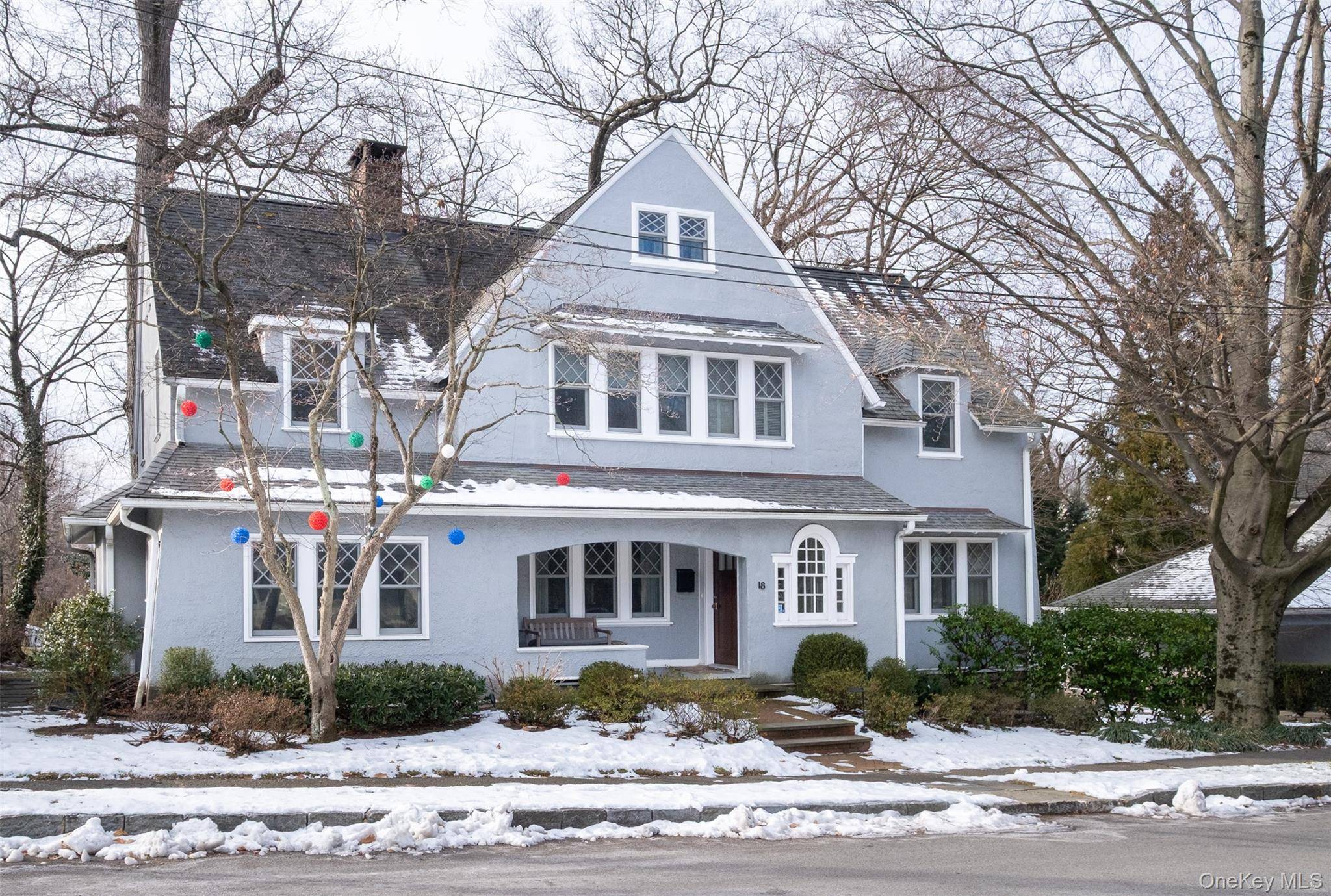 Casa de 5 Dormitorios en Venta en Bronxville - Nueva York - EE. UU. - 1