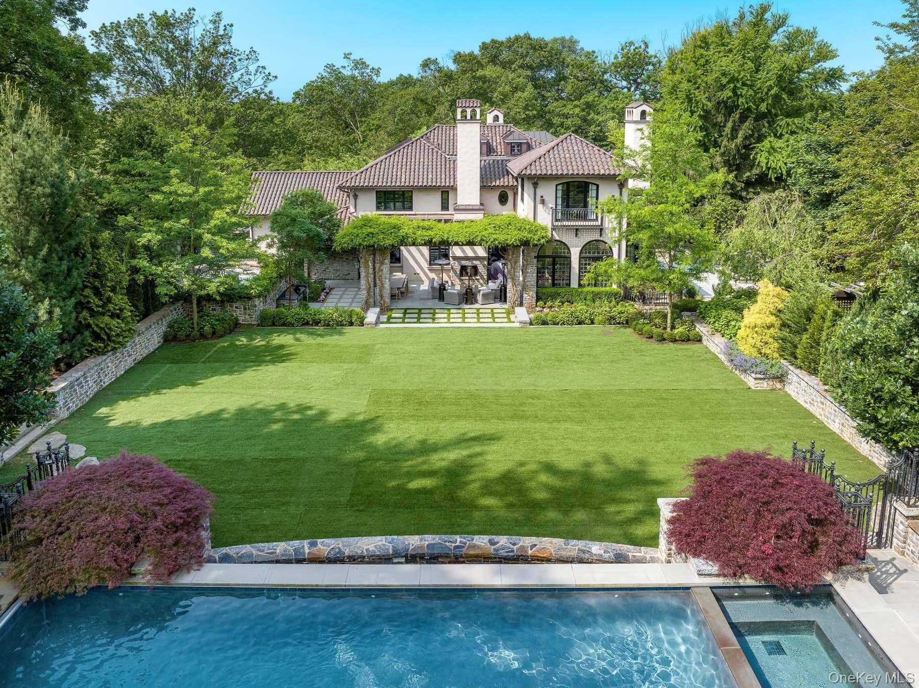 Maison 5 Chambres à Vendre à Bronxville - NY - USA - 2