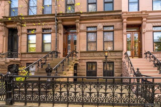 Casa de 5 Dormitorios en Venta en Brooklyn - Nueva York - EE. UU. - 3
