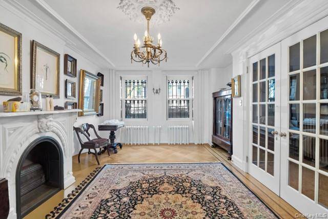 Casa de 5 Dormitorios en Venta en Brooklyn - Nueva York - EE. UU. - 6
