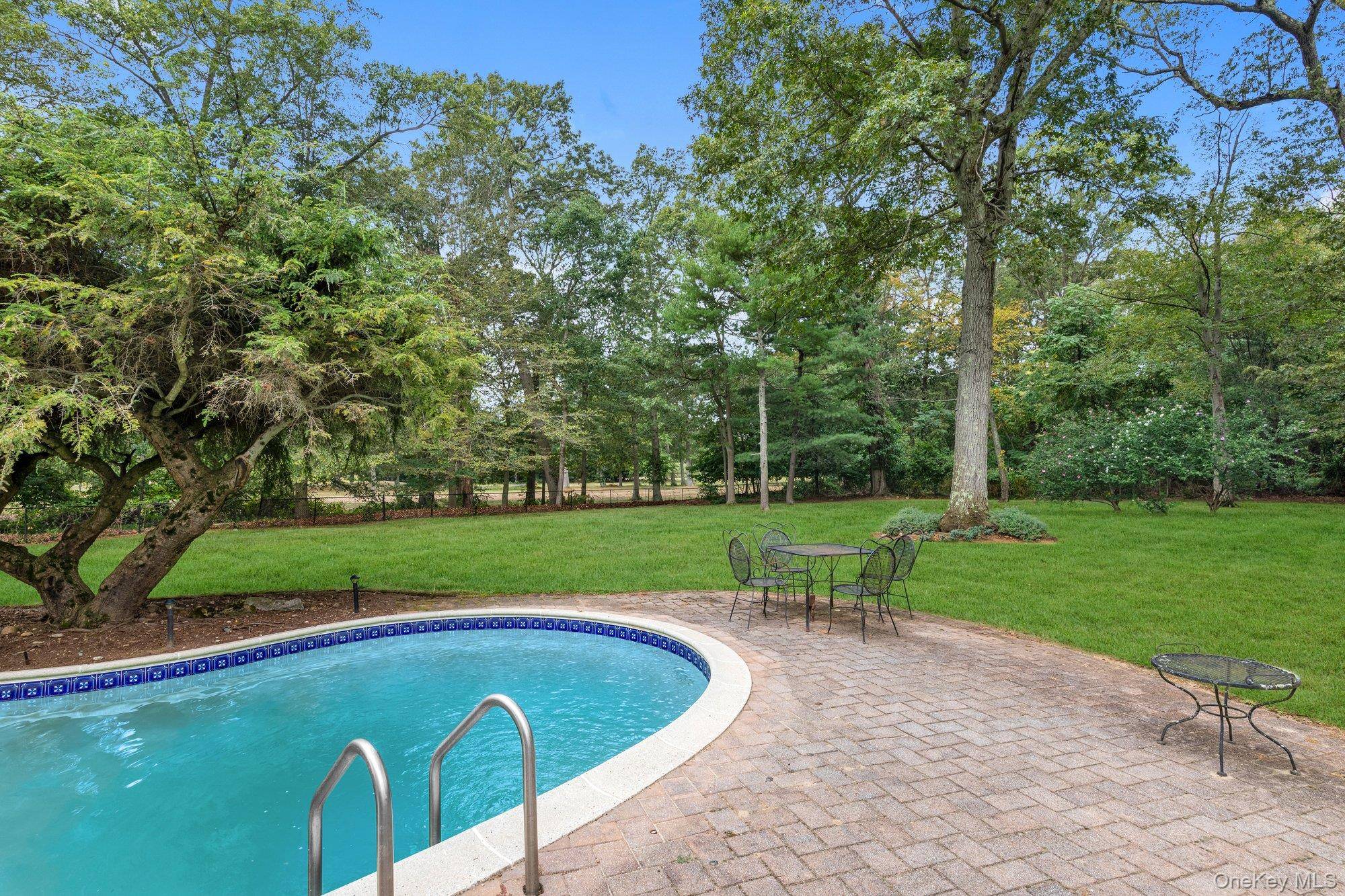 Casa de 5 Dormitorios en Venta en Brookville - Nueva York - EE. UU. - 3