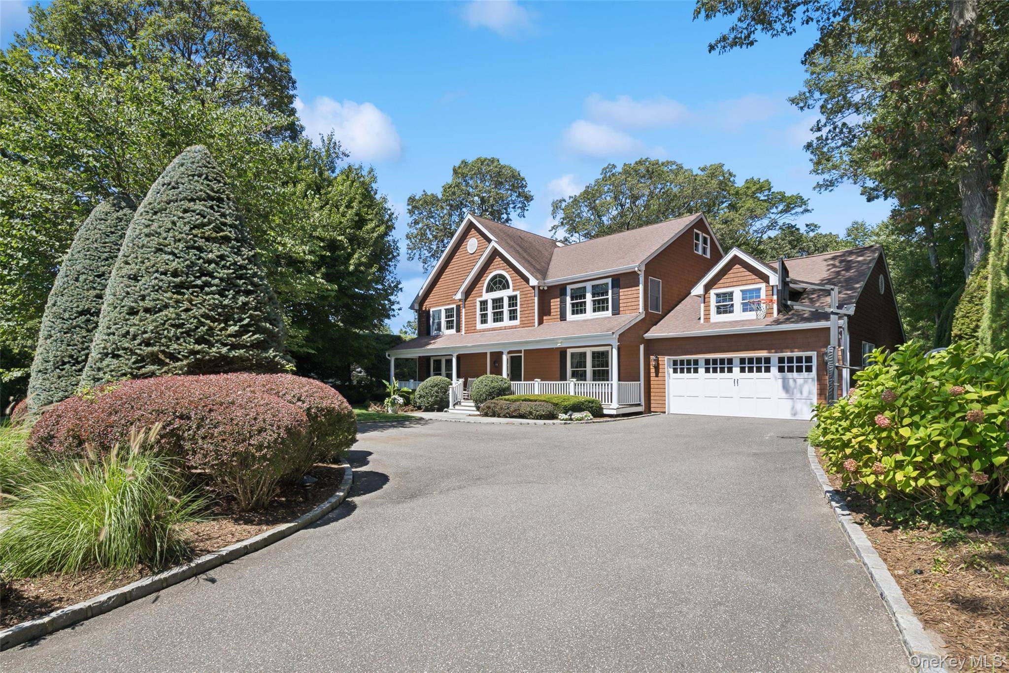 Casa de 5 Dormitorios en Venta en Centerport - Nueva York - EE. UU. - 3