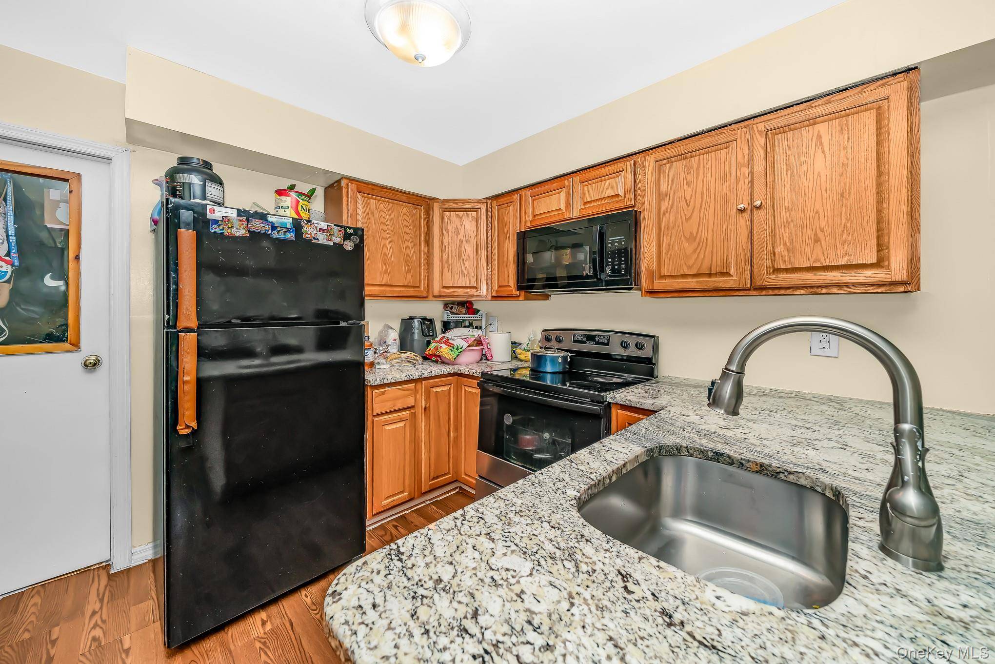 Casa de 5 Dormitorios en Venta en Central Islip - Nueva York - EE. UU. - 7