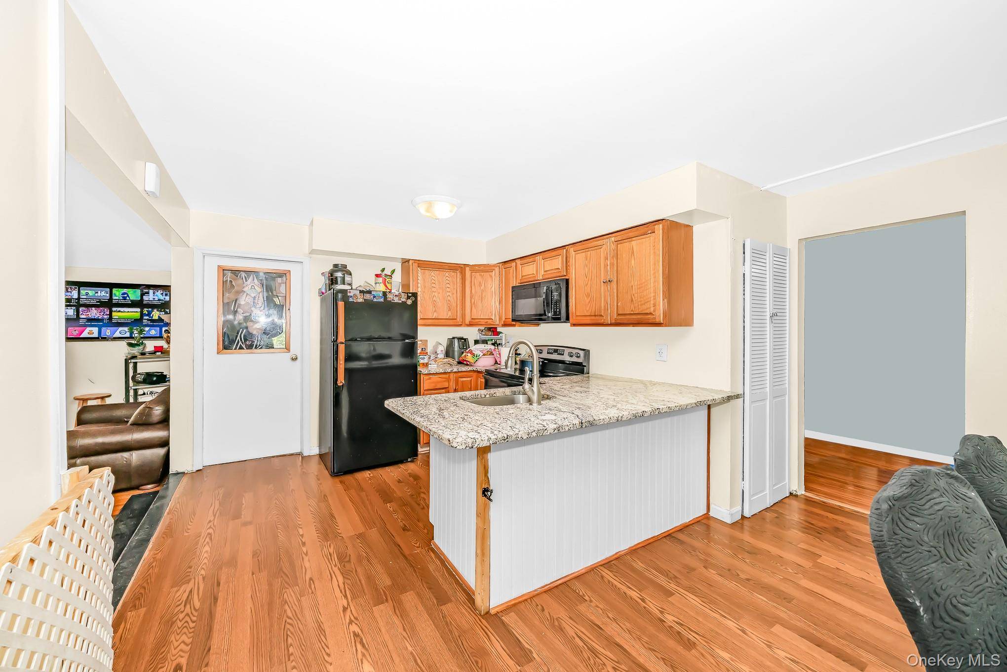 Casa de 5 Dormitorios en Venta en Central Islip - Nueva York - EE. UU. - 8