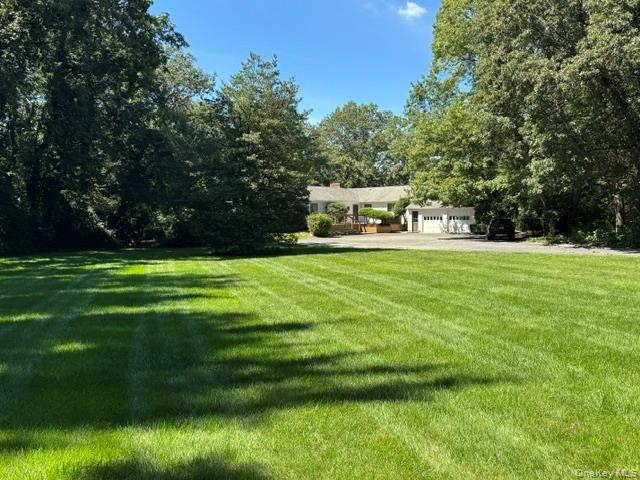 Casa com 5 Quartos à Venda em Cold Spring Harbor - Nova Iorque - EUA - 1