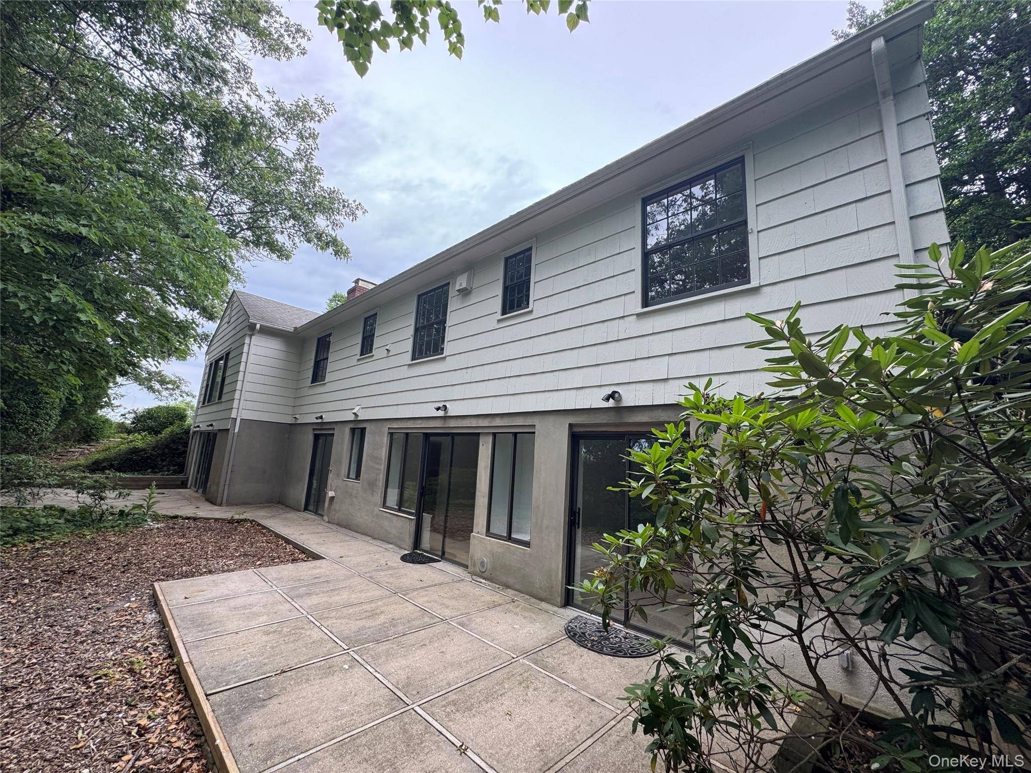 Casa com 5 Quartos à Venda em Cold Spring Harbor - Nova Iorque - EUA - 3