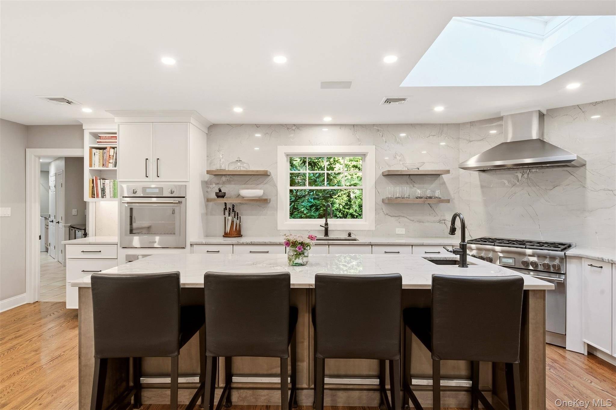 Casa com 5 Quartos à Venda em Cold Spring Harbor - Nova Iorque - EUA - 3