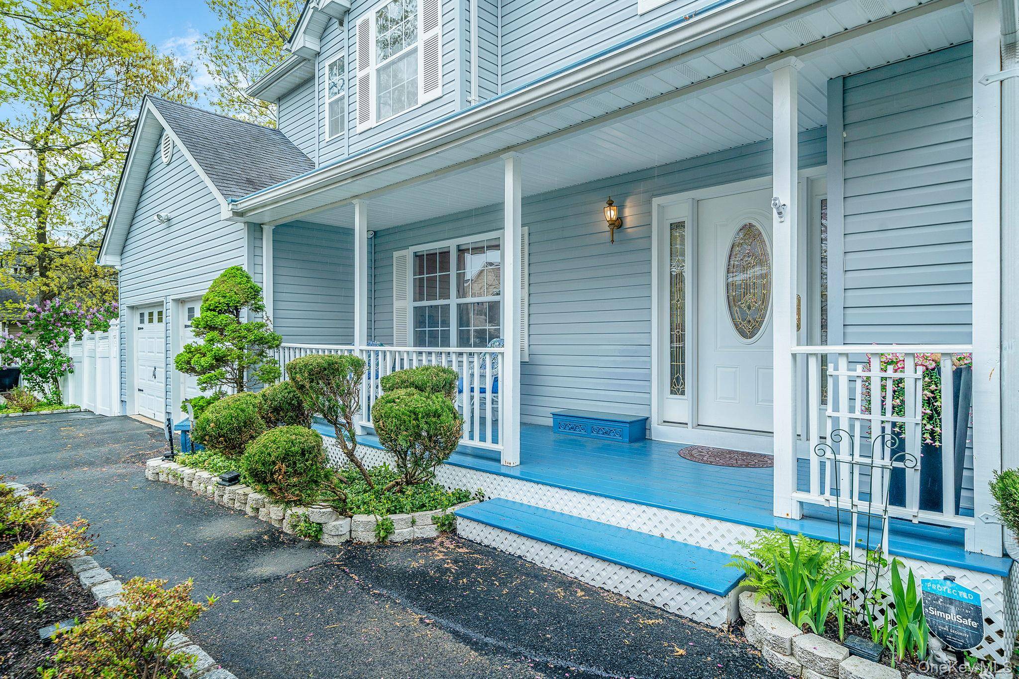 Casa de 5 Dormitorios en Venta en Coram - Nueva York - EE. UU. - 4