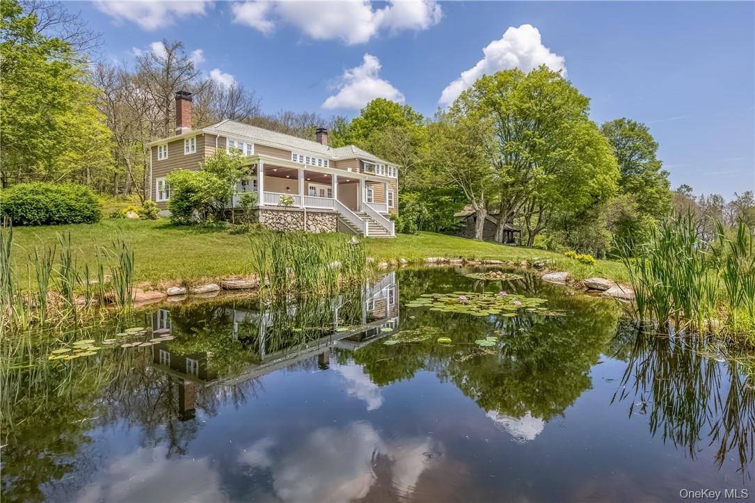 5 Bedroom Home for Sale in Cragsmoor - New York - USA - 1