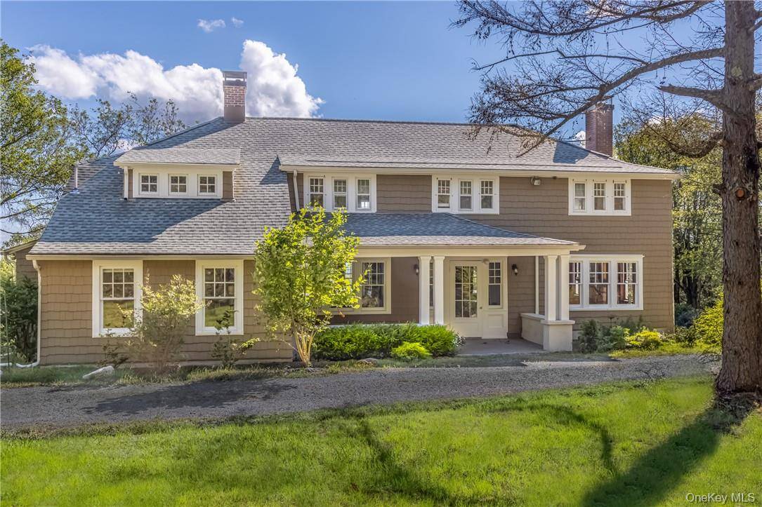 5 Bedroom Home for Sale in Cragsmoor - New York - USA - 8
