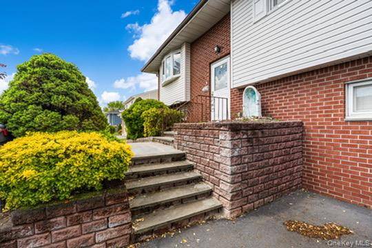 Casa com 5 Quartos à Venda em Deer Park - Nova Iorque - EUA - 4