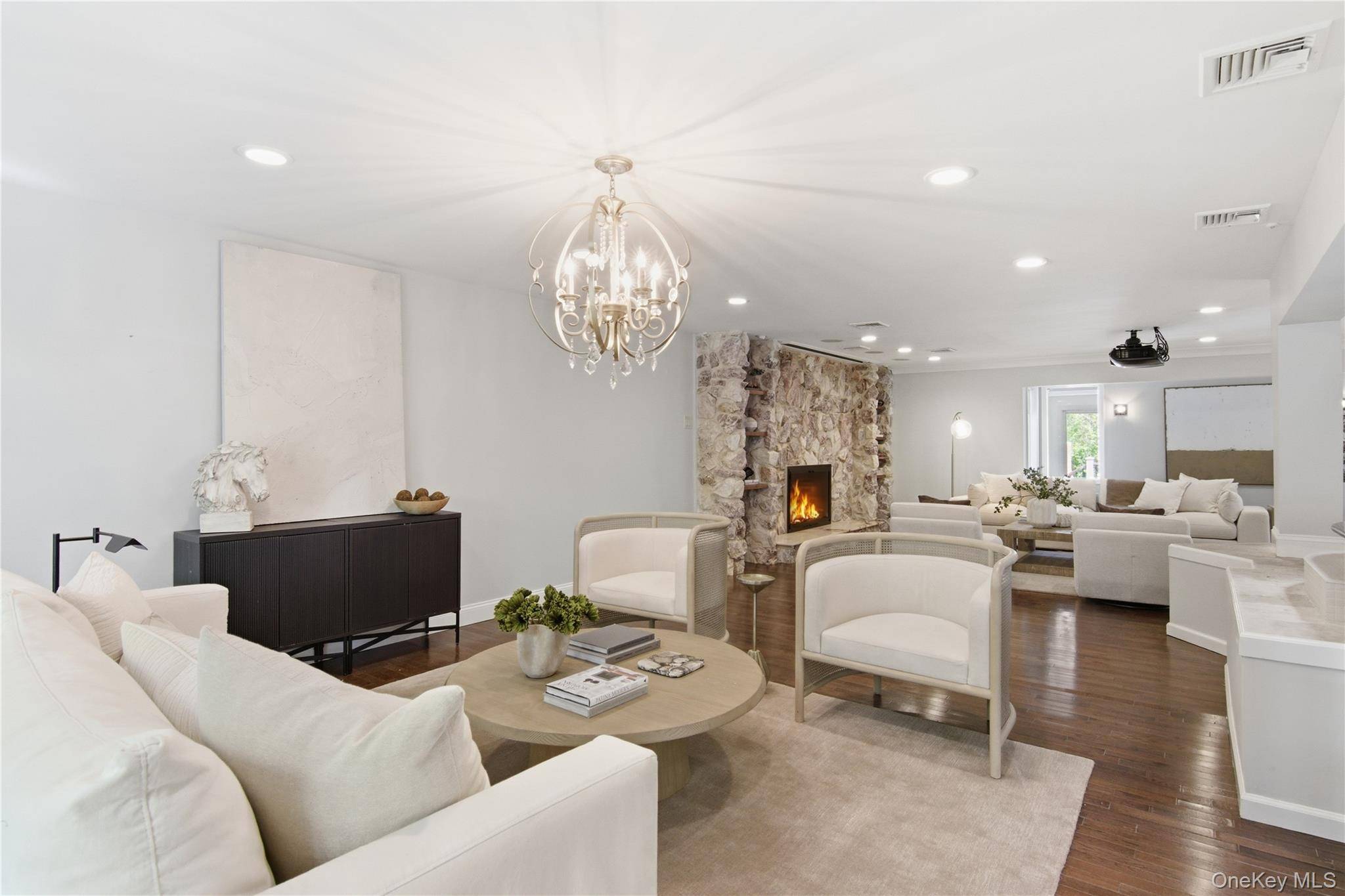 Casa com 5 Quartos à Venda em Dix Hills - Nova Iorque - EUA - 6