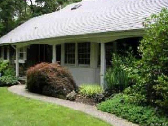Casa com 5 Quartos à Venda em Dix Hills - Nova Iorque - EUA - 1